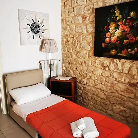 Le Giuseppine Apartment *